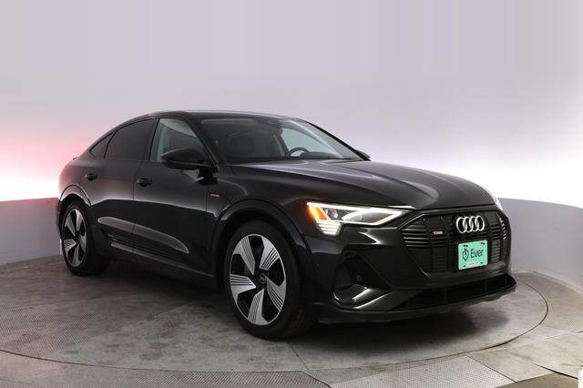 2021 Audi e-tron Sportback — photo 10 of 31