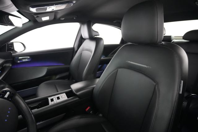 2023 Hyundai IONIQ 6 — photo 3 of 25