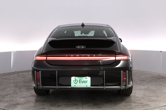 2023 Hyundai IONIQ 6 — photo 12 of 25