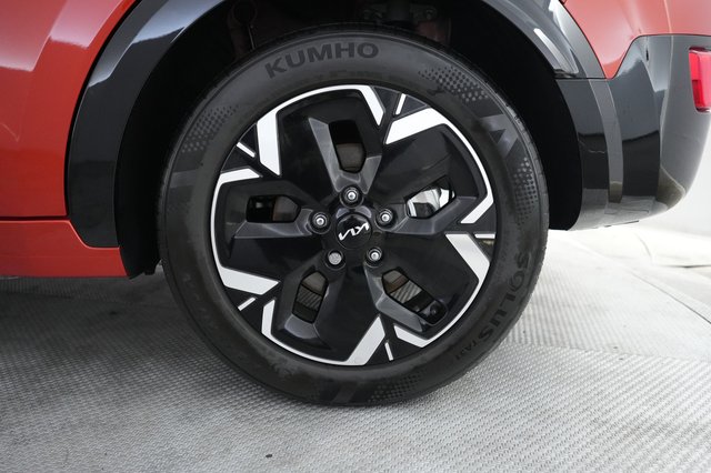 2023 Kia Niro EV — photo 7 of 28
