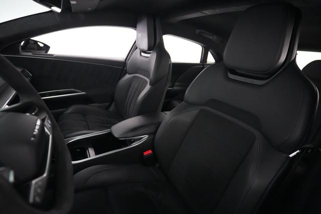 2024 Lucid Air — photo 3 of 26