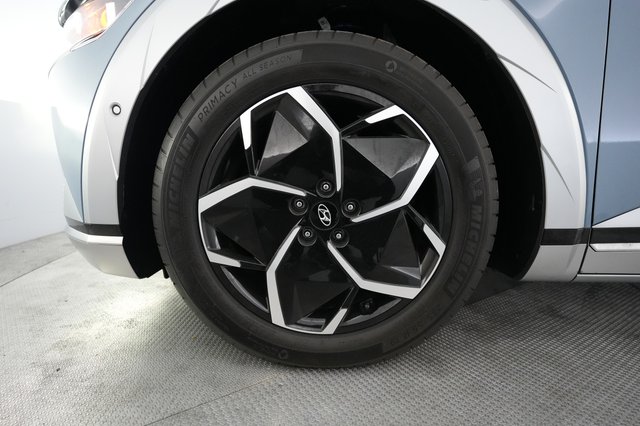 2024 Hyundai IONIQ 5 — photo 15 of 24