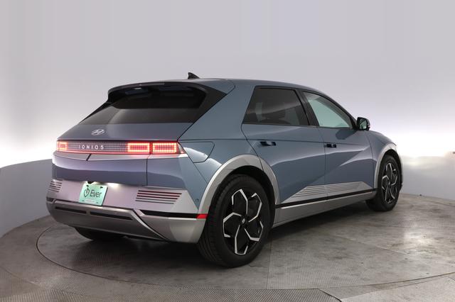 2024 Hyundai IONIQ 5 — photo 2 of 24
