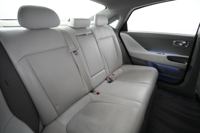 2024 Hyundai IONIQ 6 — photo 4 of 23