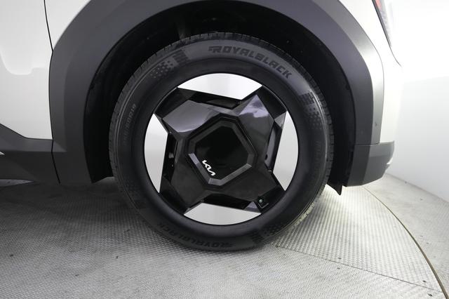 2024 Kia EV9 — photo 7 of 29