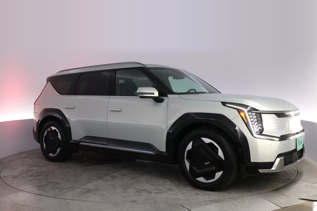 2024 Kia EV9 — photo 11 of 23