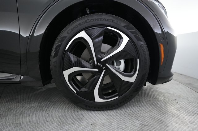2024 Kia EV6 — photo 16 of 28