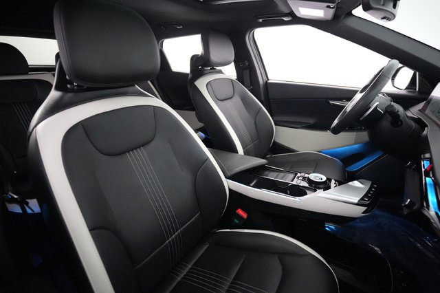 2024 Kia EV6 — photo 18 of 28