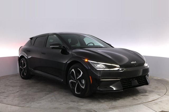 2024 Kia EV6 — photo 10 of 28