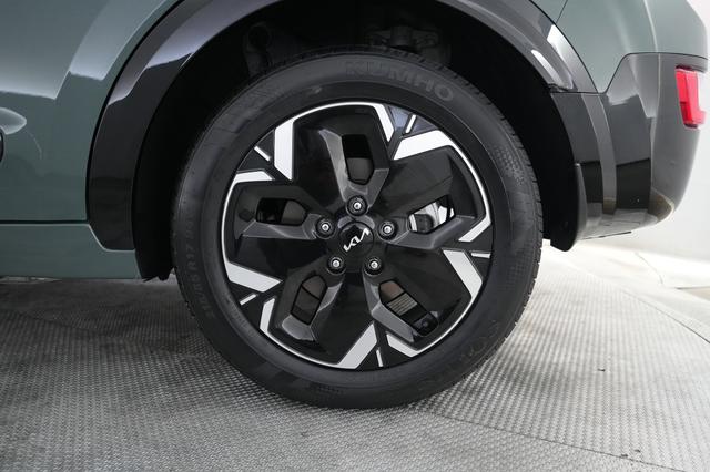 2024 Kia Niro EV — photo 7 of 23