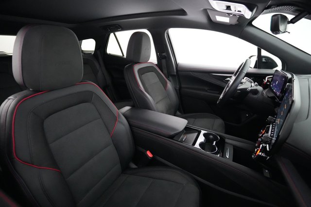 2025 Chevrolet Blazer EV — photo 18 of 26