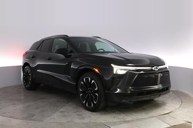 2025 Chevrolet Blazer EV — photo 10 of 26
