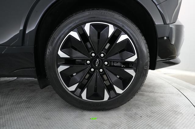 2025 Chevrolet Blazer EV — photo 7 of 26