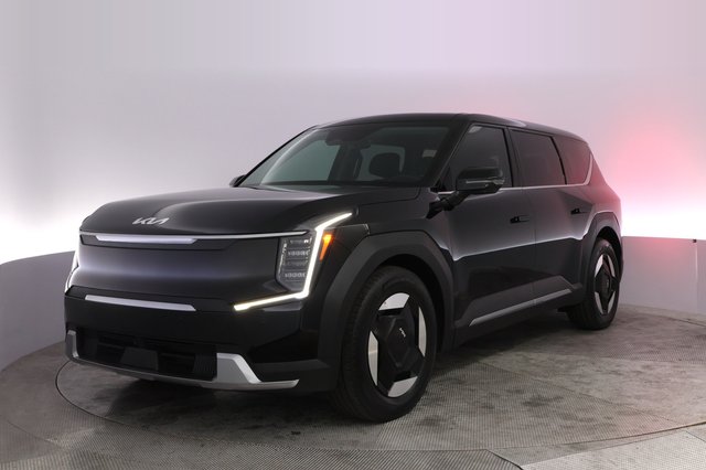 2026 Kia EV9 — VIN 5XYAB5S12TG004700