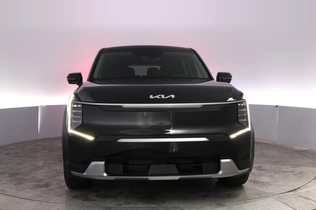 2026 Kia EV9 — photo 9 of 36