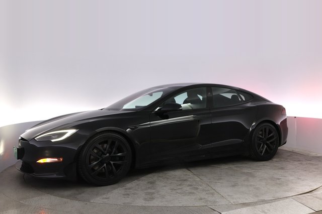 2023 Tesla Model S — photo 14 of 28