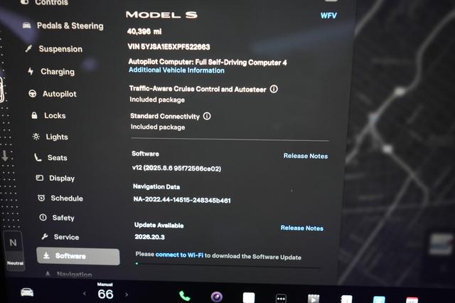 2023 Tesla Model S — photo 5 of 28