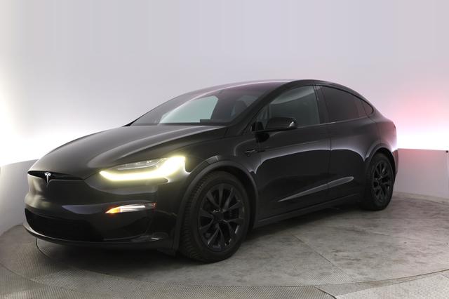 2023 Tesla Model X — VIN 7SAXCBE61PF376283