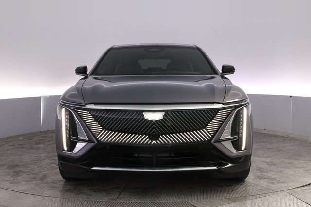 2024 Cadillac Lyriq — photo 9 of 22