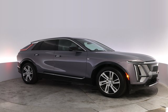 2024 Cadillac Lyriq — photo 11 of 22