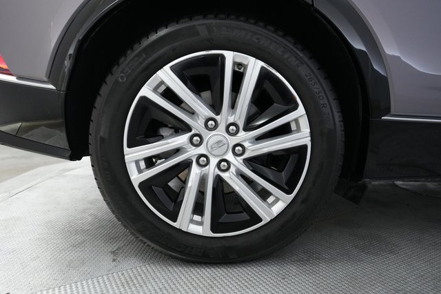 2024 Cadillac Lyriq — photo 16 of 22