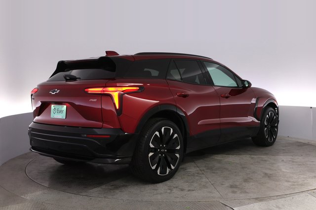 2024 Chevrolet Blazer EV — photo 2 of 24