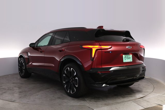 2024 Chevrolet Blazer EV — photo 12 of 24