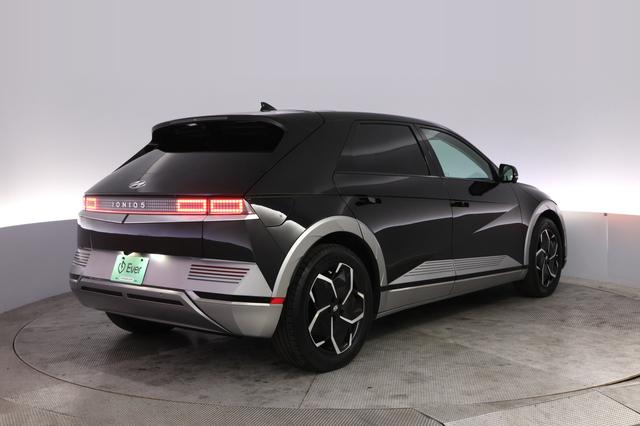2024 Hyundai IONIQ 5 — photo 2 of 21