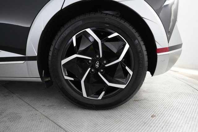 2024 Hyundai IONIQ 5 — photo 7 of 21