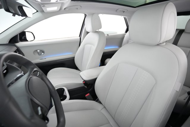 2024 Hyundai IONIQ 5 — photo 3 of 21