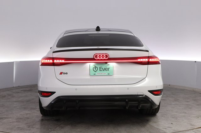 2025 Audi S6 e-tron — photo 12 of 29