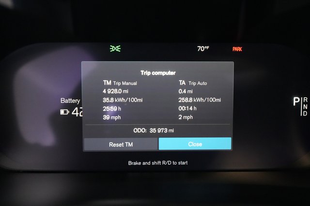 2023 Volvo C40 Recharge — photo 5 of 26
