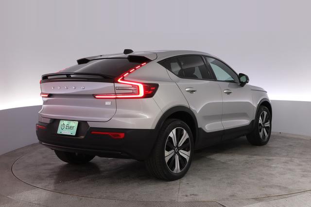 2023 Volvo C40 Recharge — photo 2 of 26
