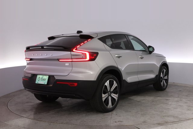 2023 Volvo C40 Recharge — photo 2 of 26