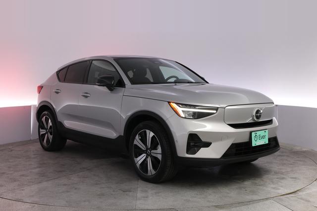2023 Volvo C40 Recharge — photo 10 of 26