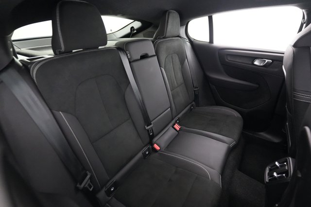 2023 Volvo C40 Recharge — photo 4 of 26