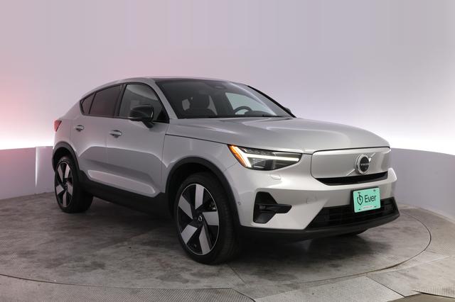 2023 Volvo C40 Recharge — photo 10 of 23