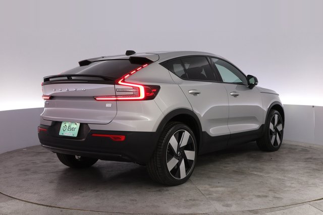 2023 Volvo C40 Recharge — photo 2 of 23