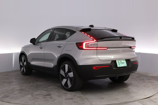 2023 Volvo C40 Recharge — photo 13 of 23