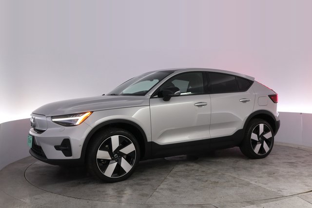 2023 Volvo C40 Recharge — photo 14 of 23
