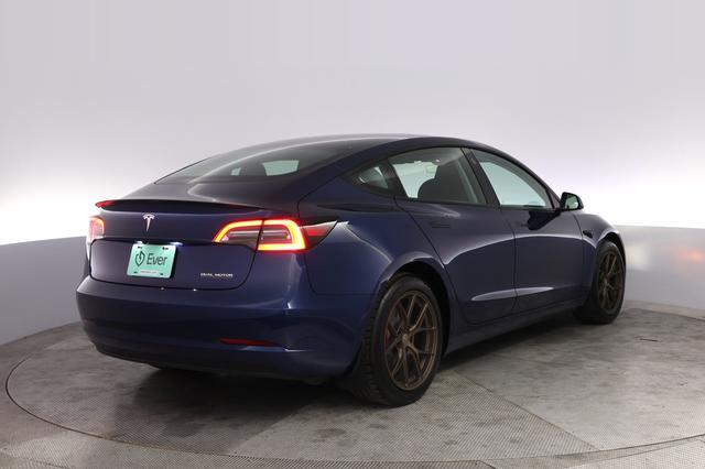 2023 Tesla Model 3 — photo 2 of 23