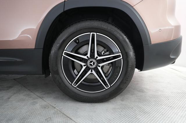 2023 Mercedes-Benz EQB — photo 7 of 21