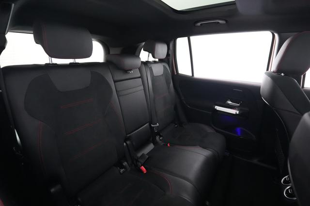2023 Mercedes-Benz EQB — photo 4 of 21
