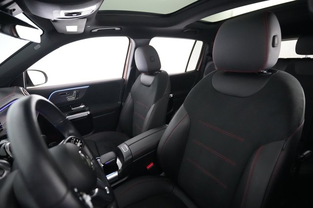 2023 Mercedes-Benz EQB — photo 3 of 21