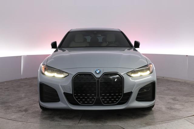 2023 BMW i4 — photo 9 of 20