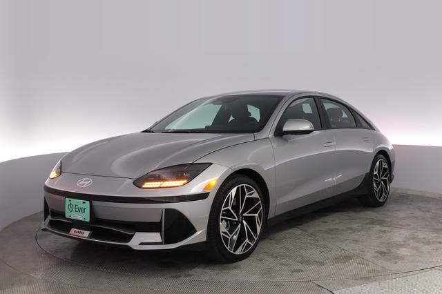 2024 Hyundai IONIQ 6 — VIN KMHM34AAXRA073841