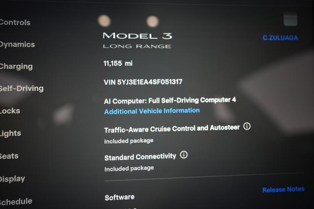 2025 Tesla Model 3 — photo 5 of 26
