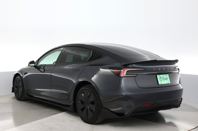 2025 Tesla Model 3 — photo 11 of 23