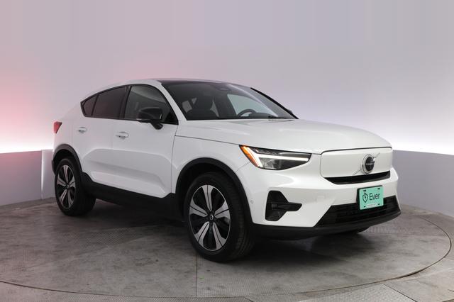 2023 Volvo C40 Recharge — photo 10 of 22