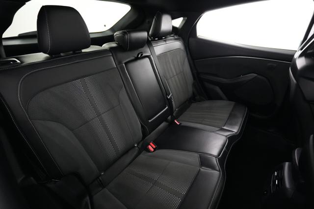 2025 Ford Mustang Mach-E — photo 4 of 21